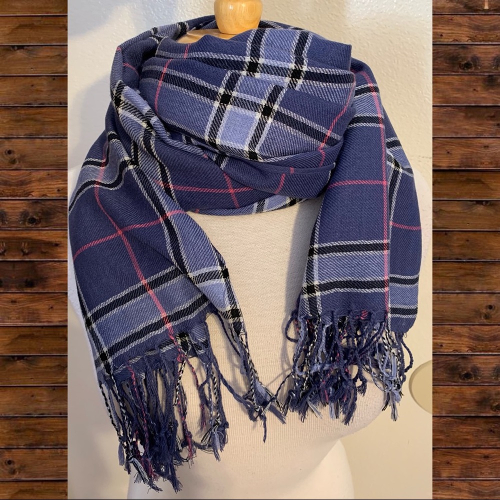 NICOLE MARCIANO SCARF
